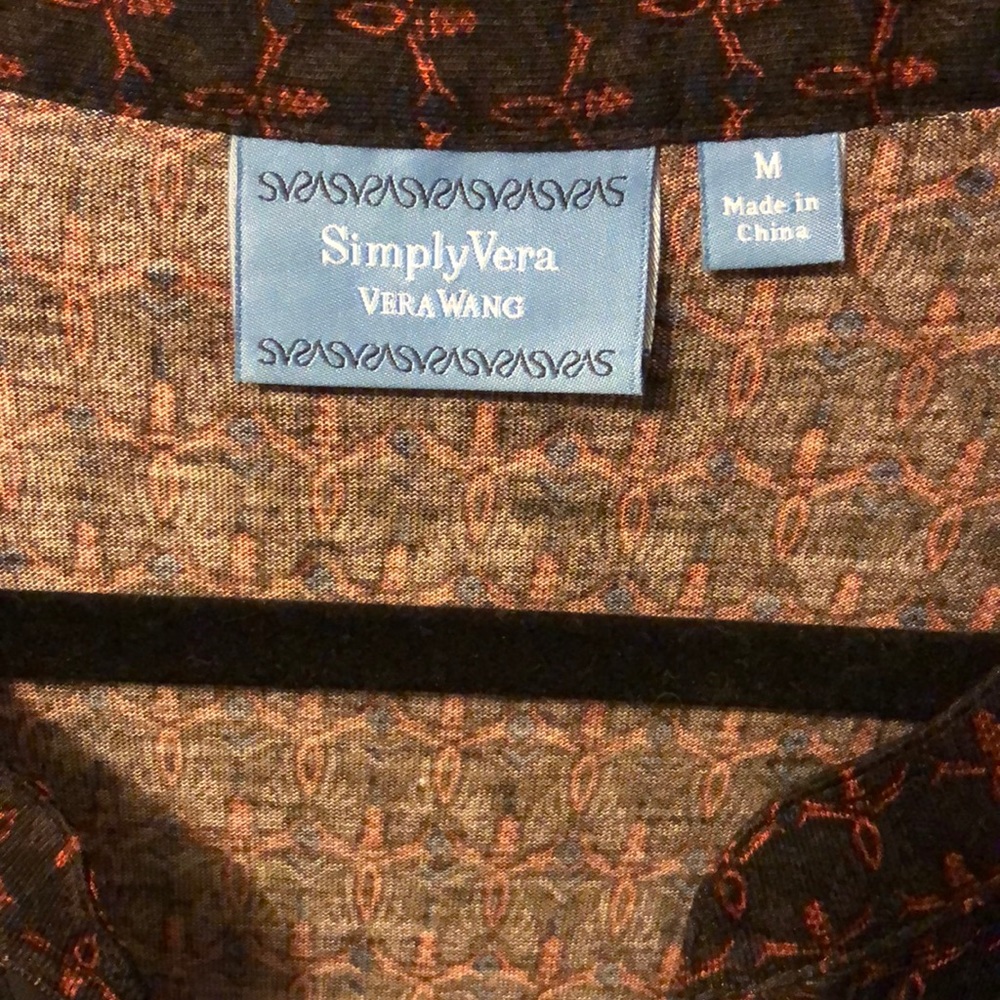 Simply Vera black blouse. Size Medium